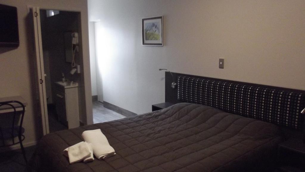 Motel On Carroll Dunedin Room photo